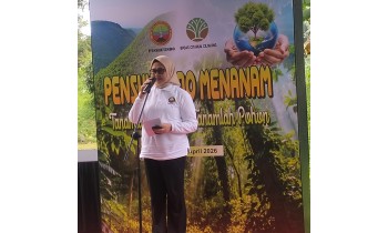 Penanaman Pohon di Taman Hutan Kampus IPB Bersama IPB dan BPDAS Citarum-Ciliwung