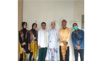 Dua peserta didik SMK Kehutanan Bakti Rimba (Sharla dan Alfian)  berkesempatan menjadi Mojang jajaka Bogor barat dalam rangka helaran Kota Bogor