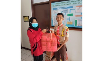 Alhamdulillah Penyaluran sebanyak 25 box nasi di Griya Ramah Anak, Cibalagung
