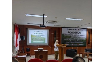 Sambutan Direktur Rehabilitasi Mangrove diwakilkan oleh Penelaah Ahli Kebijakan, beliau menyampaikan bahwa kelestarian mangrove menjadi tanggung jawab bersama untuk masa depan pembangunan Indonesia.