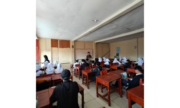 Presentasi di SMP YP 17 oleh SMK Kehutanan Bakti Rimba Bogor
