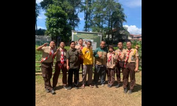 Siswa Siswi SMK Kehutanan Bakti Rimba berkunjung ke Bank Sampah di Bubulak Bogor.
